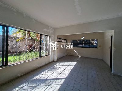 Casa, 3 quartos, 192 m² - Foto 2