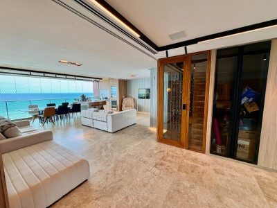 Apartamento, 3 quartos, 242 m² - Foto 1