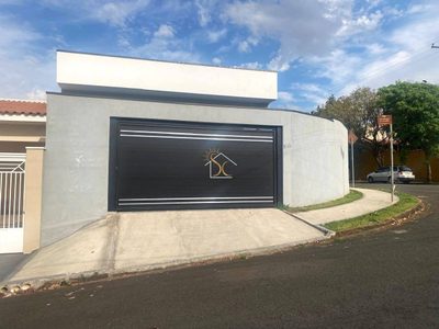 Casa, 3 quartos, 170 m² - Foto 1