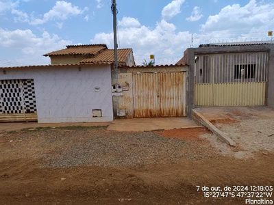Casa, 2 quartos, 150 m² - Foto 1