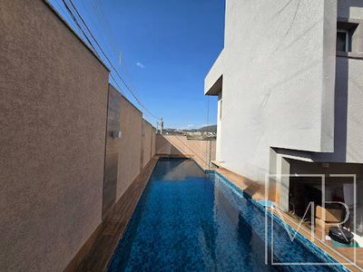 Casa, 4 quartos, 230 m² - Foto 3