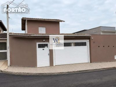 Casa, 5 quartos, 288 m² - Foto 1