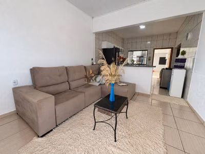 Casa, 4 quartos, 180 m² - Foto 2