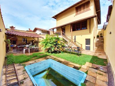 Casa, 3 quartos, 360 m² - Foto 1