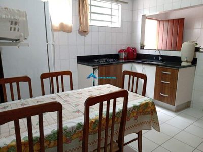 Casa, 3 quartos, 200 m² - Foto 3