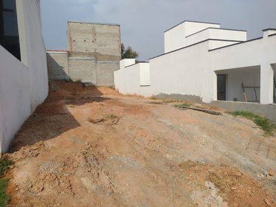 Loteamento e Condomínio, 159 m² - Foto 1