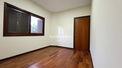 Casa, 5 quartos, 312 m² - Foto 2