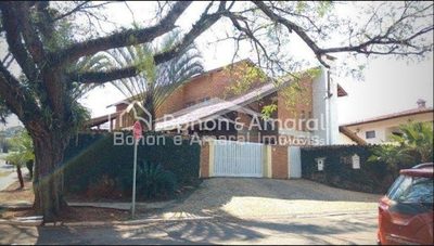 Casa, 5 quartos, 278 m² - Foto 1