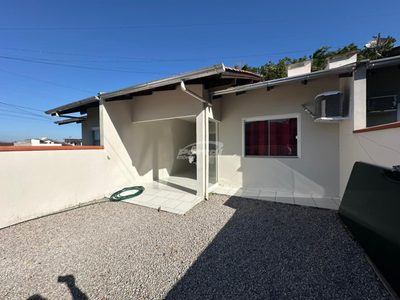 Casa, 2 quartos, 66 m² - Foto 3