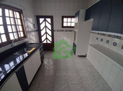 Casa, 3 quartos, 182 m² - Foto 4
