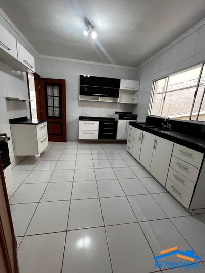Casa, 3 quartos, 179 m² - Foto 1