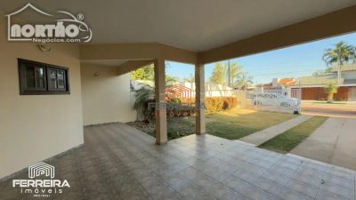 Casa, 3 quartos, 219 m² - Foto 1
