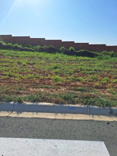 Loteamento e Condomínio, 300 m² - Foto 1