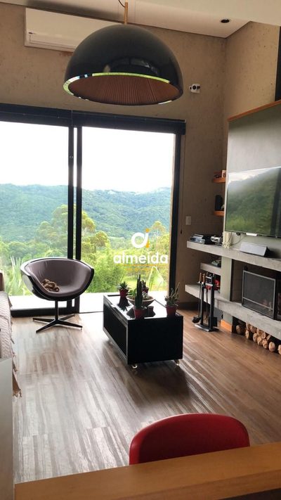 Casa, 2 quartos, 200 m² - Foto 1