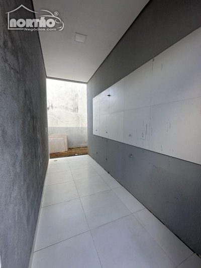 Casa, 4 quartos, 133 m² - Foto 1