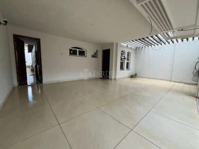 Casa, 3 quartos, 188 m² - Foto 2