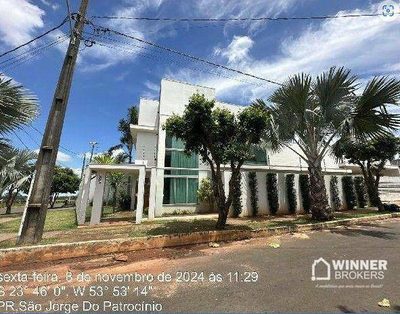 Casa, 3 quartos, 325 m² - Foto 1