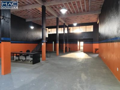 Depósito-Galpão, 302 m² - Foto 1