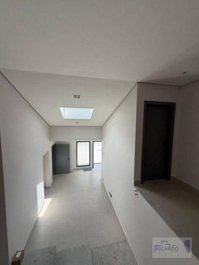 Sobrado, 300 m² - Foto 2