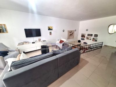 Sobrado, 4 quartos, 237 m² - Foto 2