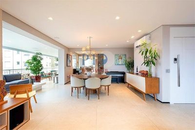 Apartamento, 4 quartos, 260 m² - Foto 3