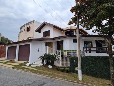 Casa, 4 quartos, 308 m² - Foto 1