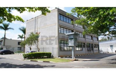Prédio Inteiro - Foto 1