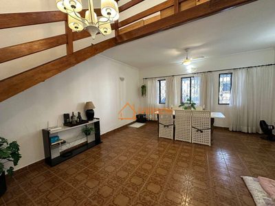 Casa, 5 quartos, 181 m² - Foto 3