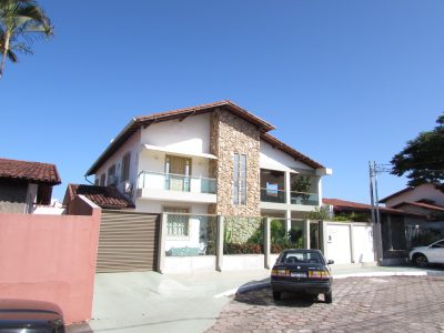 Casa, 4 quartos, 398 m² - Foto 1