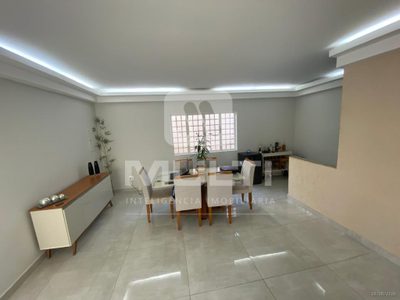 Casa, 3 quartos, 200 m² - Foto 3