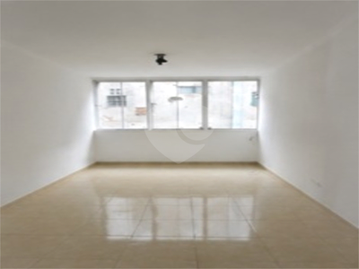 Apartamento, 1 quarto, 28 m² - Foto 1