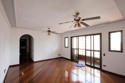 Apartamento, 3 quartos, 130 m² - Foto 1