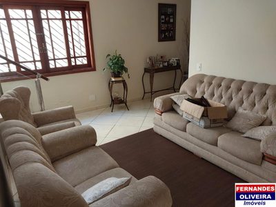 Sobrado, 3 quartos, 376 m² - Foto 1