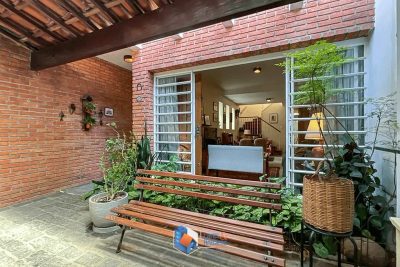 Casa, 5 quartos, 231 m² - Foto 1