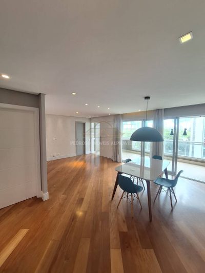 Apartamento, 3 quartos, 153 m² - Foto 1