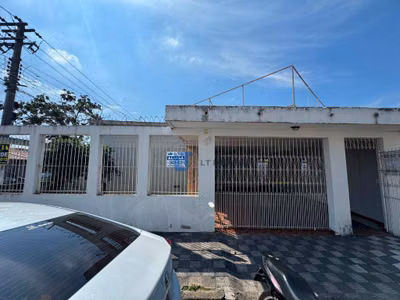 Casa, 3 quartos, 250 m² - Foto 1