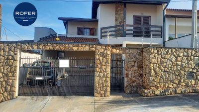 Casa, 3 quartos, 259 m² - Foto 1