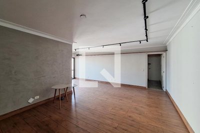 Apartamento, 3 quartos, 140 m² - Foto 1