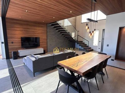 Sobrado, 3 quartos, 216 m² - Foto 1