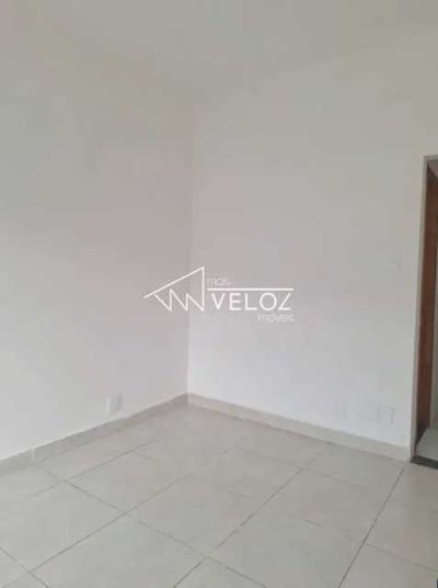 Apartamento, 1 quarto, 27 m² - Foto 1