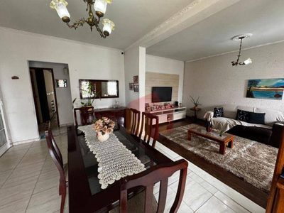 Casa, 3 quartos, 227 m² - Foto 4