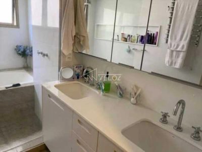 Apartamento, 4 quartos, 211 m² - Foto 2
