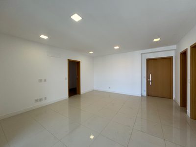 Apartamento, 3 quartos, 130 m² - Foto 3