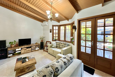 Casa, 3 quartos, 262 m² - Foto 1
