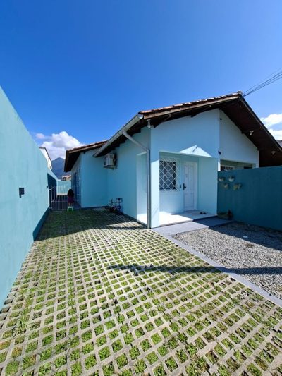 Casa, 2 quartos, 58 m² - Foto 1