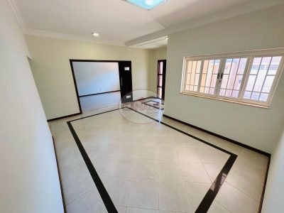 Casa, 5 quartos, 324 m² - Foto 2
