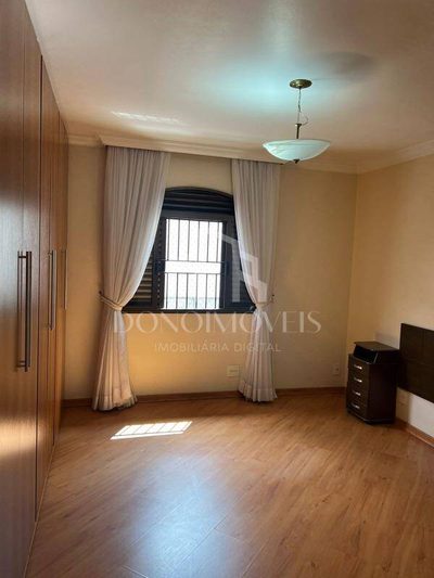 Casa, 4 quartos, 270 m² - Foto 3