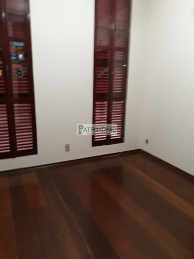 Casa, 4 quartos, 239 m² - Foto 2