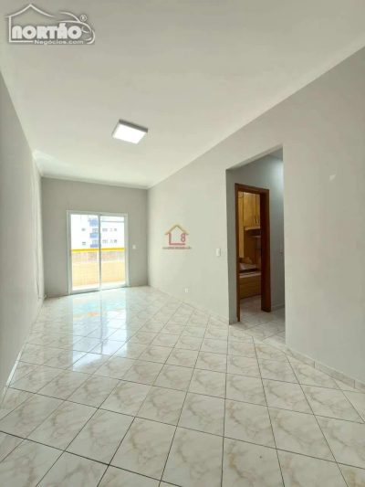 Casa, 3 quartos, 68 m² - Foto 2
