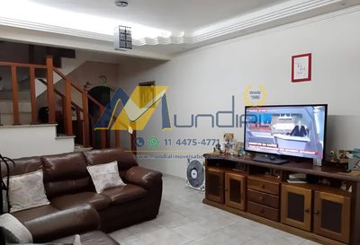 Sobrado, 3 quartos, 179 m² - Foto 1